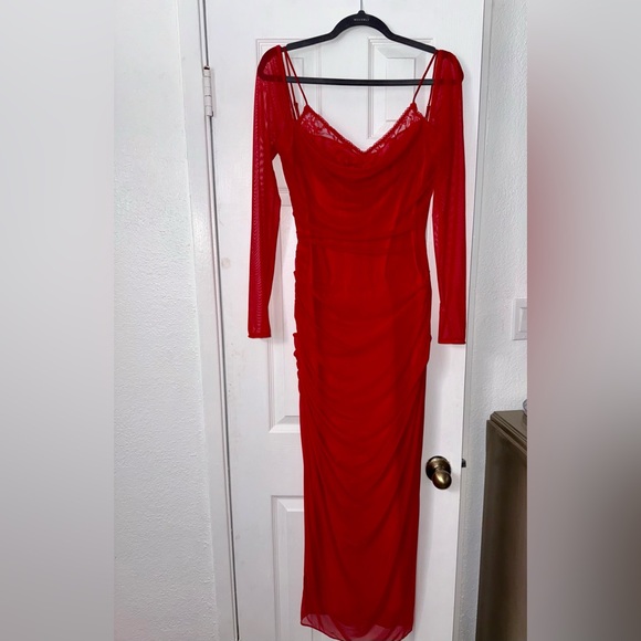HOUSE OF CB 
Red Women Dress
Size Medium A/C - Picture 3 of 5